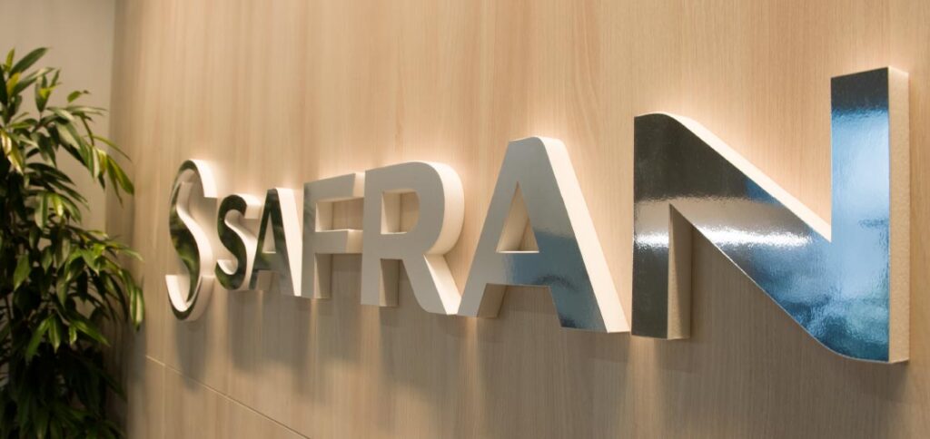 Safran Vectronix Messedesign - Detail