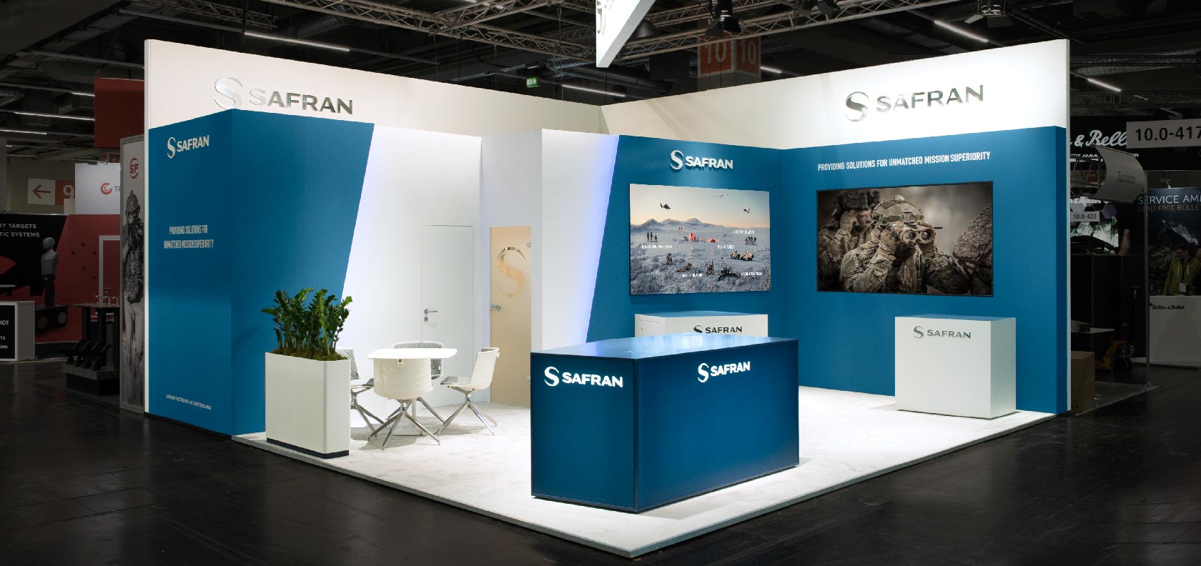 Safran Vectronix Messedesign - Ansicht